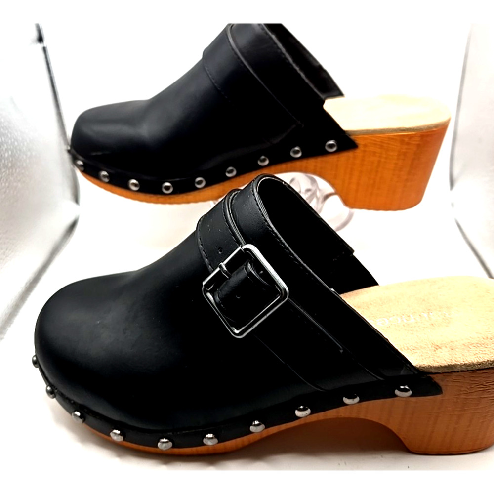 NWOT Maurices Demi Black Studded Clog Size 6 Slide On Wooden Block Heel 2 Inch - Picture 4 of 8